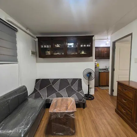 Ysabella'S Abode Aparthotel
